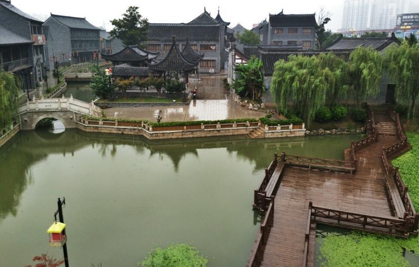 求电脑FPS游戏名，游戏画面